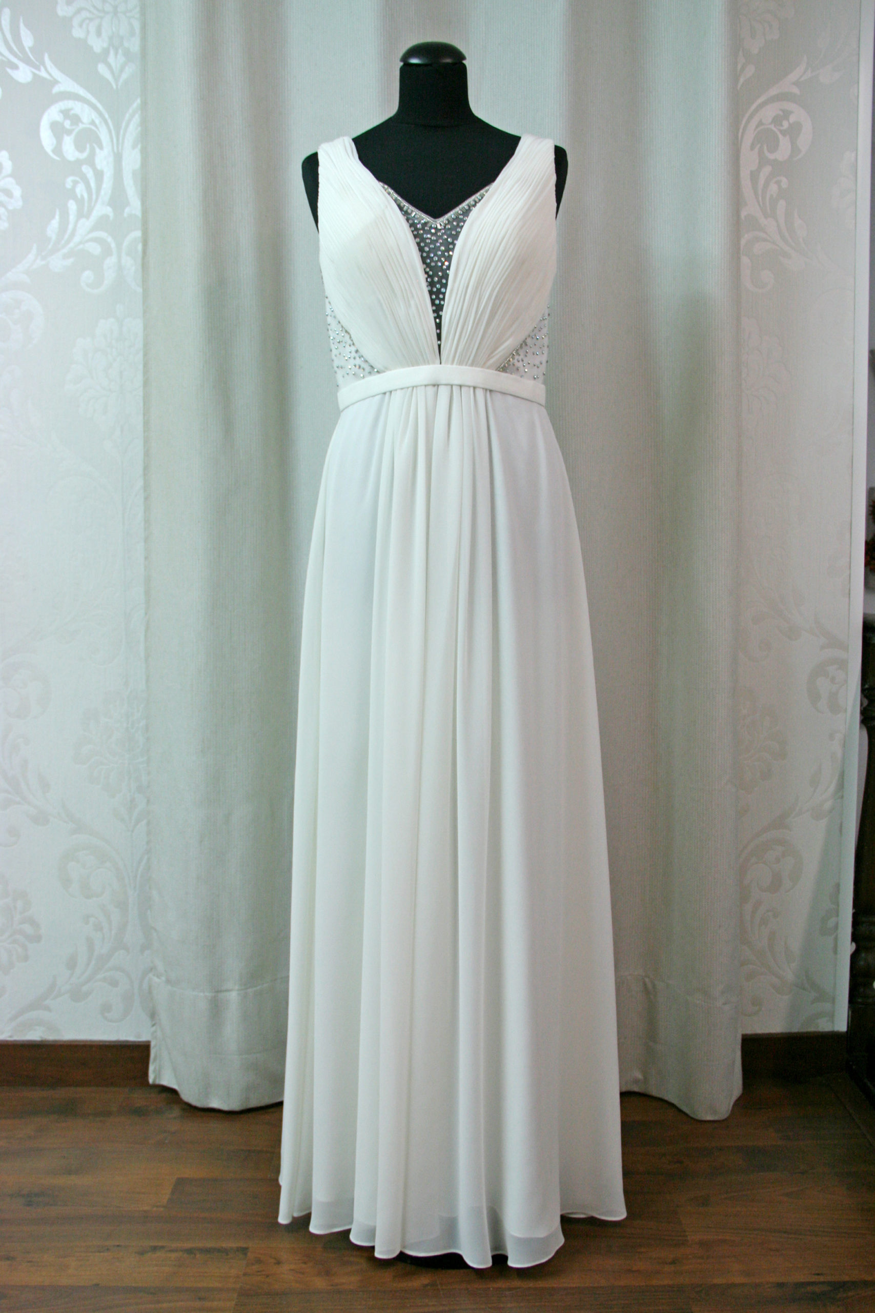 Vestido de novia con cuerpo drapeado Ylma