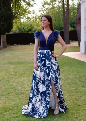 Vestido de fiesta largo de falda estampada