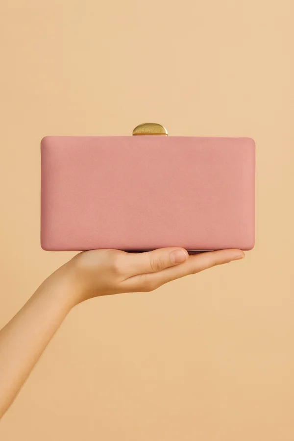 Bolso clutch de antelina rosa salmón