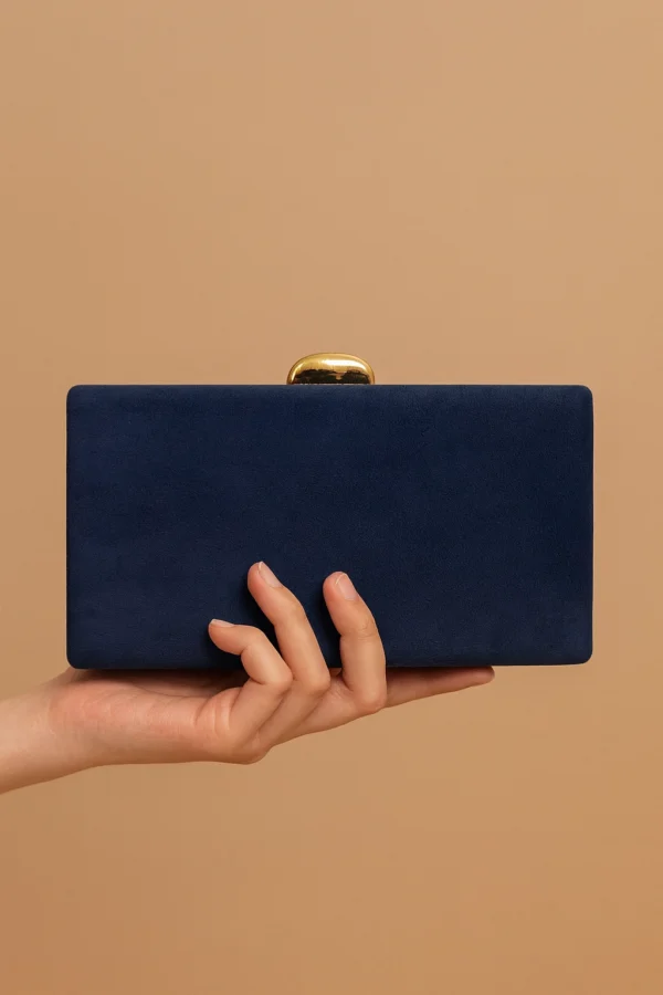 Bolso clutch de antelina azul marino
