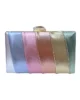 Bolso clutch de fiesta con rayas diagonales