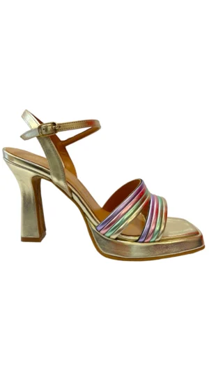 Sandalias doradas con tiras multicolor