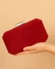 Bolso clutch de antelina granate con cierre plateado