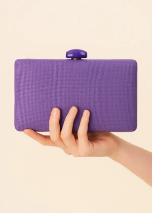 Bolso clutch de rafia rectagular morado
