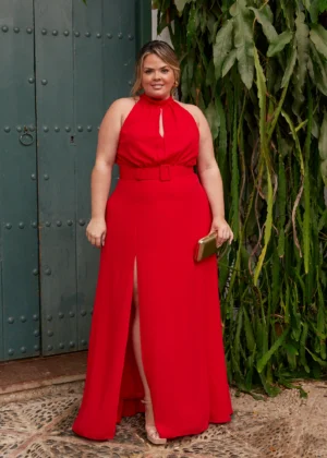 Vestido de fiesta largo con cuello halter