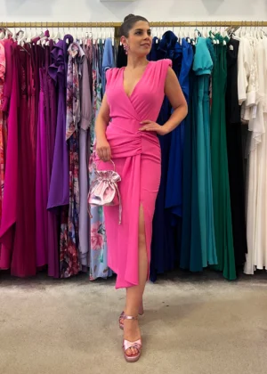 Vestido de fiesta corto con lazada sin mangas