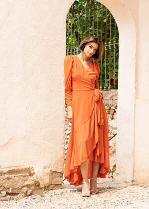 Vestido de fiesta largo cruzado de gasa