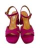 Sandalias con tacón ancho y plataforma ante fucsia