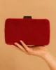 Bolso clutch de antelina granate