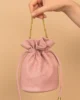 Bolso bombonera de antelina rosa