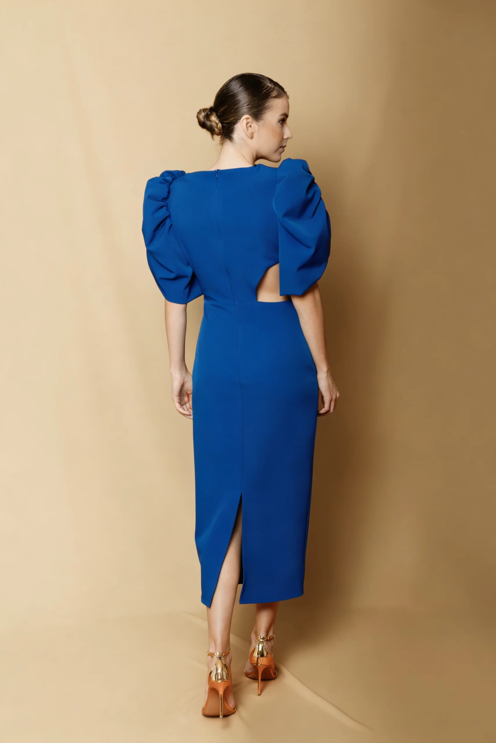 7600_3 copia Vestido de fiesta midi cut-out azul tinta