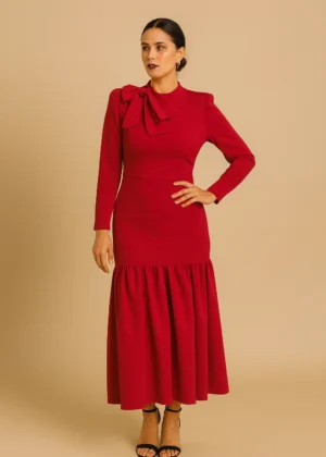 Vestido de fiesta midi con escote cerrado y lazo