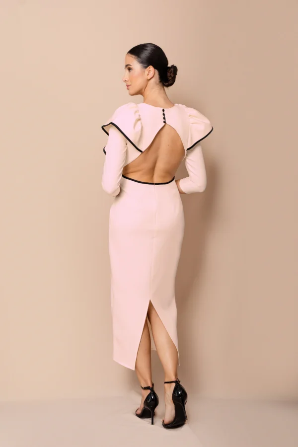 Vestido de fiesta midi con espalda abierta nude