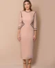 Vestido de fiesta midi recto con vivos negros nude