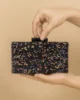 Bolso clutch de fiesta rectangular con piedras negro
