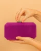 Bolso clutch de antelina buganvilla con plata