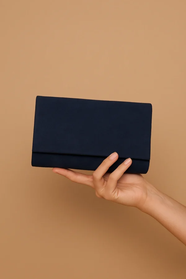 Bolso sobre de antelina rectangular azul marino