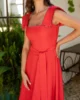 Vestido de fiesta midi escote cuadrado con pasamanería