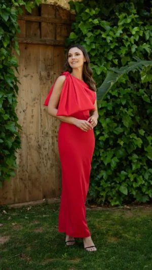Vestido largo rojo invitada boda