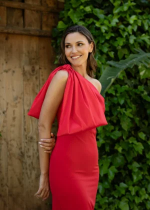 Vestido rojo invitada tiendas gijon