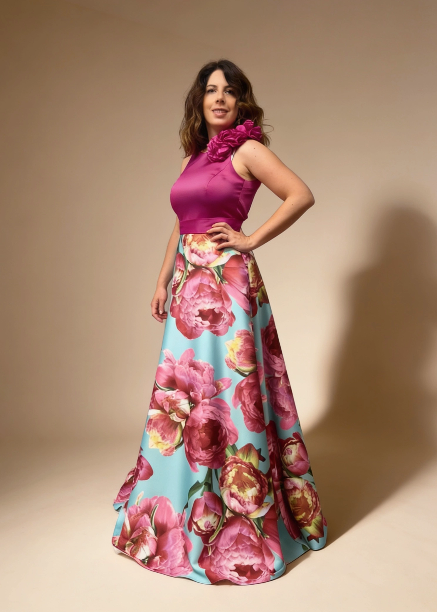 2822_1 copia Vestido de fiesta largo con falda estampada