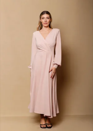 Vestido de fiesta midi con falda capa rosa palo