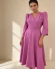 Vestido midi de vuelo con manga francesa malva Vestido midi de vuelo con manga francesa malva