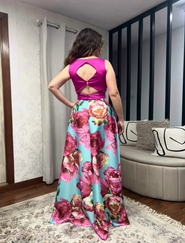 Vestido de fiesta largo con falda estampada
