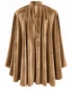 Capa de terciopelo camel con cuello alto Capa de terciopelo camel con cuello alto