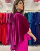 Capa de terciopelo corta fucsia Capa de terciopelo corta fucsia