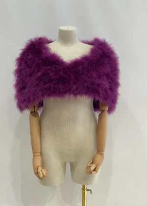 Capa de plumas buganvilla