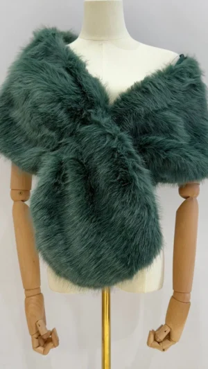 Estola de pelo verde