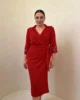 Vestido camisero rojo con puño bordado Vestido camisero rojo con puño bordado