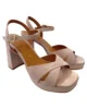 Sandalias con tacón ancho y plataforma ante rosa Sandalias con tacón ancho y plataforma ante rosa