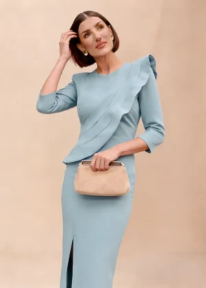 Ylma modas vestidos de fiesta, novia y comunión Vestido midi verde pastel con volante en el cuerpo