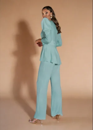 Ylma modas vestidos de fiesta, novia y comunión Conjunto hielo de crepé con chaqueta cruzada y pantalón