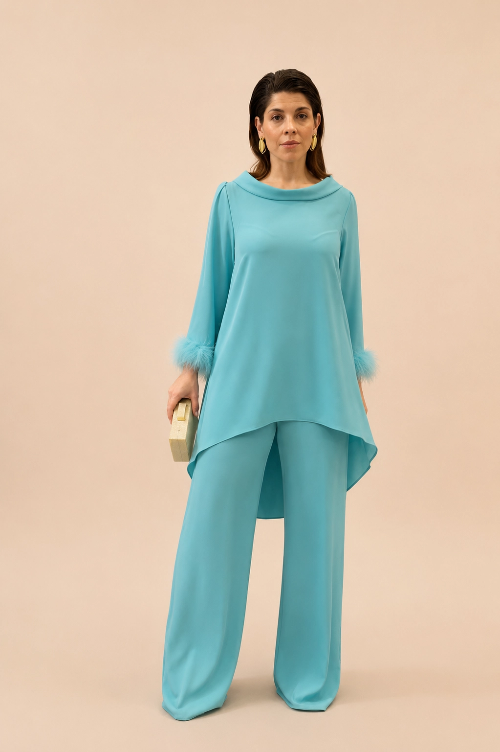 26500 copia Conjunto de pantalón turquesa con cuello vuelto