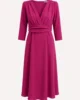 Vestido de crepé fucsia con falda de vuelo Vestido de crepé fucsia con falda de vuelo