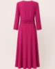 Vestido de crepé fucsia con falda de vuelo Vestido de crepé fucsia con falda de vuelo