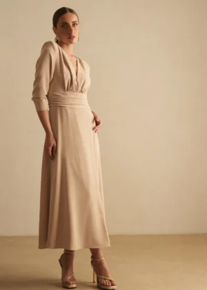 Ylma modas vestidos de fiesta, novia y comunión Vestido de crepé beige con falda de vuelo