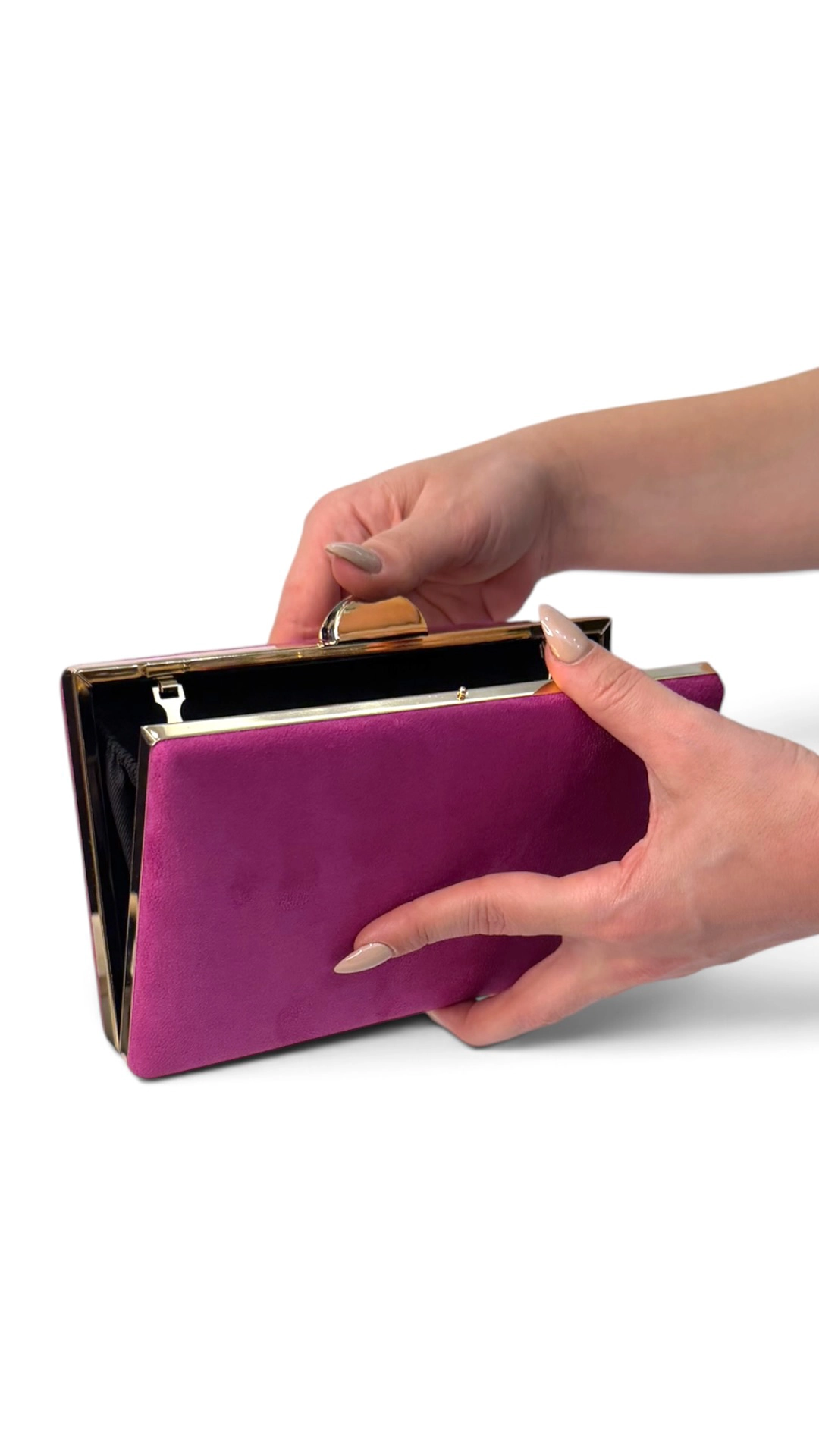 20073_fucsia (3) copia Bolso clutch de antelina fucsia con doble cadena