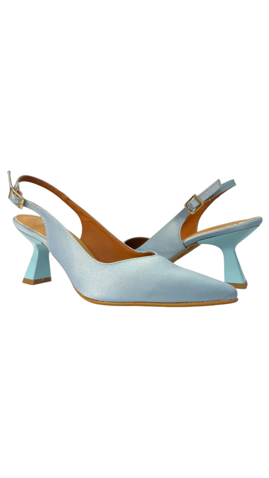 2315BD_celeste1 copia Zapato azul celeste con tacón bajo