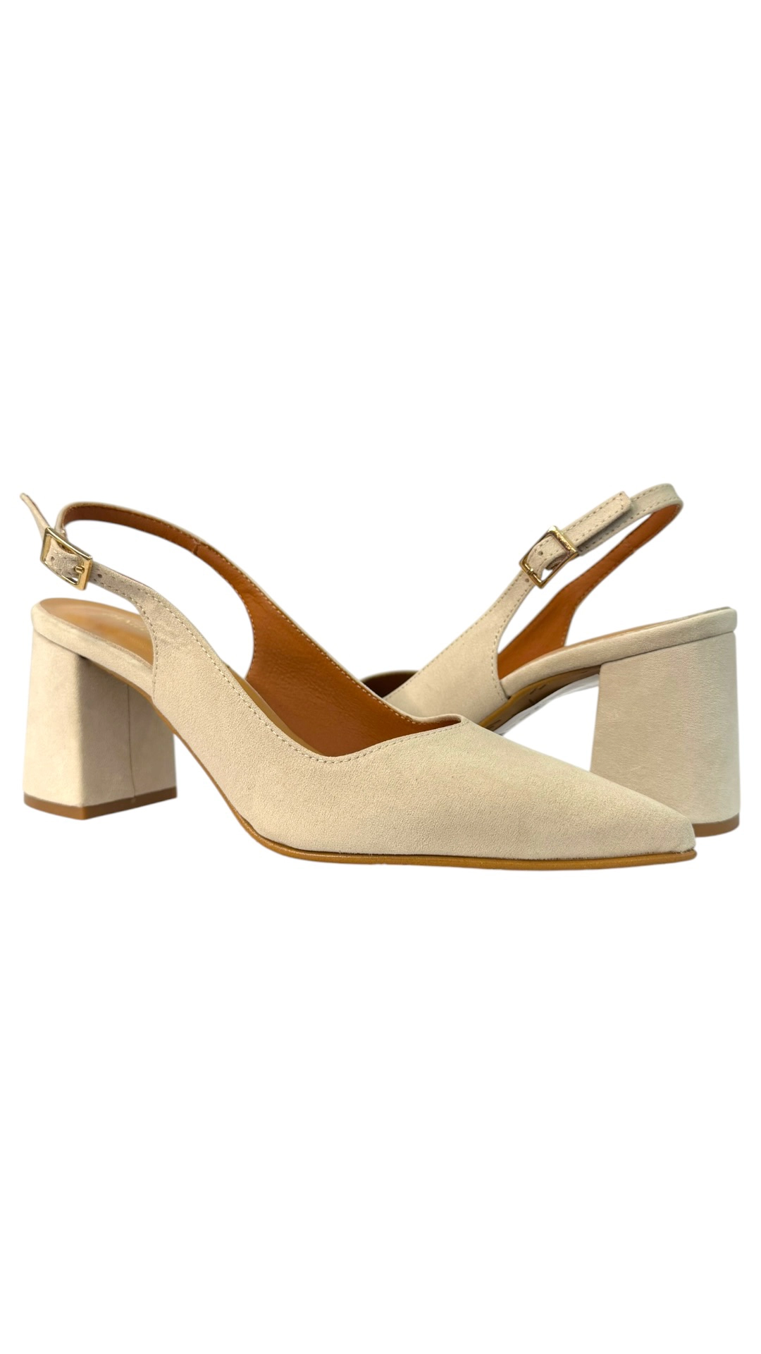 2315CD_beige1 copia Zapato beige con tacón ancho bajo