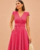 Vestido fresa con falda de vuelo y manga corta Vestido fresa con falda de vuelo y manga corta