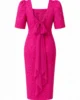 Vestido midi de brocado fucsia con espalda abierta y lazada de gasa Vestido midi de brocado fucsia con espalda abierta y lazada de gasa