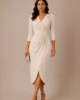 Vestido midi beige de crepe fluido con falda cruzada Vestido midi beige de crepe fluido con falda cruzada