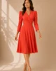 Vestido midi de crepé coral con falda de capa Vestido midi de crepé coral con falda de capa