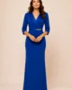 Vestido largo azul tinta con escote cruzado y detalle de pedrería Vestido largo azul tinta con escote cruzado y detalle de pedrería