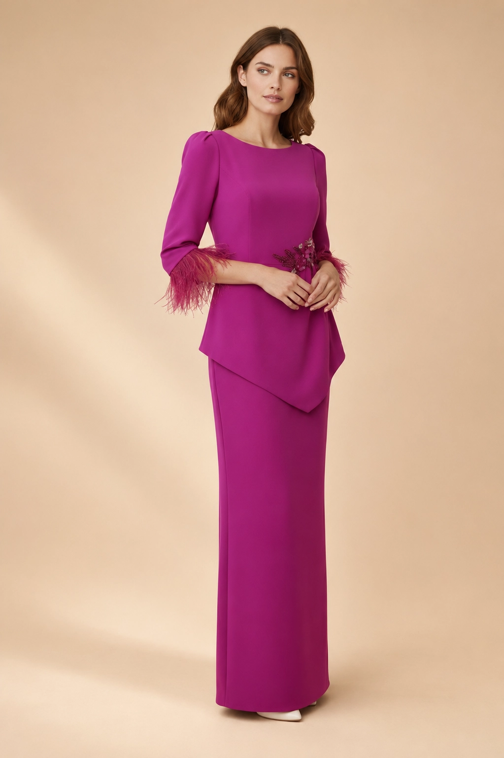 MR2606 (1) copia Vestido largo buganvilla con sobrefalda asimétrica y bordado floral