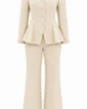 Conjunto chaqueta escote corazón beige Conjunto chaqueta escote corazón beige